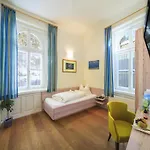 Sonnwend National Park Lodge