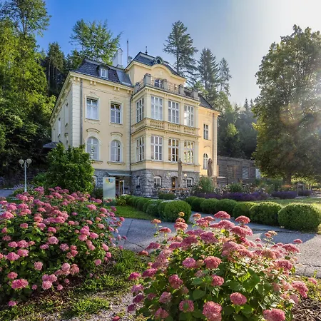 Sonnwend National Park Lodge