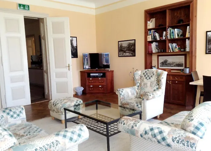 Sonnwend National Park Lodge *